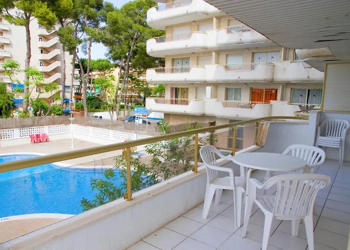 Rentalmar Arquus Park شقة سالو